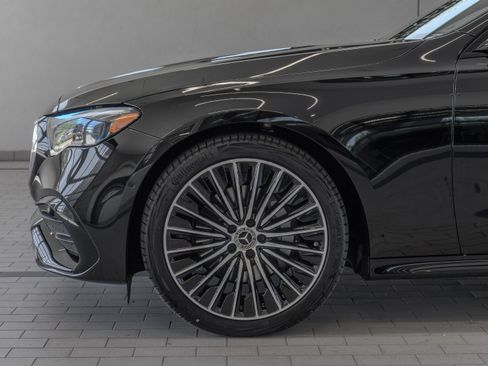 Used 2026 Mercedes-Benz E 350 Sedan image 4