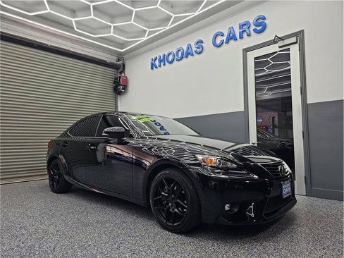 Used 2015 Lexus IS 250 RWD image 7