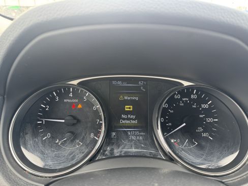 Used 2016 Nissan Rogue SV w/ SV Premium Package image 22