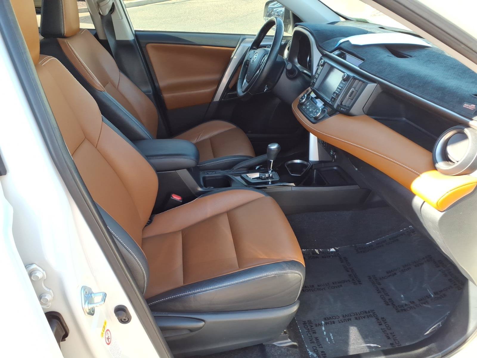 Used 2018 Toyota RAV4 Limited w/ Advanced Technology Package FWD image 12