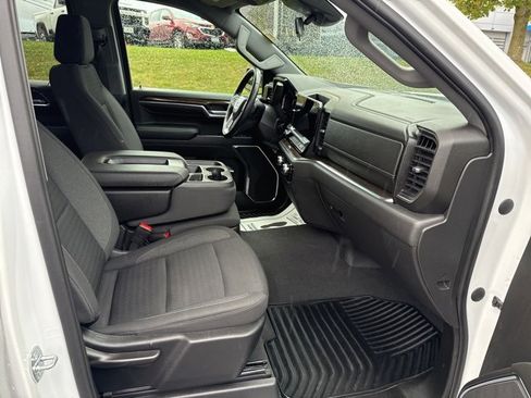 Used 2022 GMC Sierra 1500 Elevation image 19