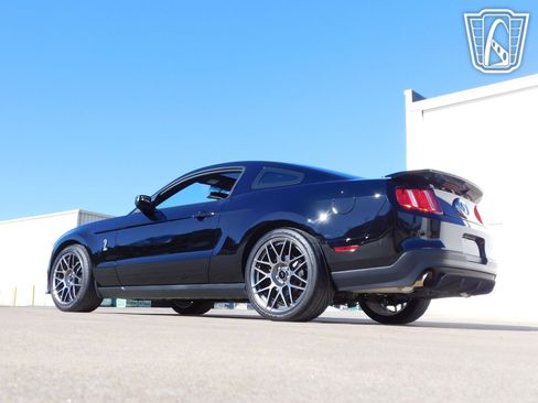 Used 2012 Ford Mustang Shelby GT500 w/ SVT Performance Pkg image 23