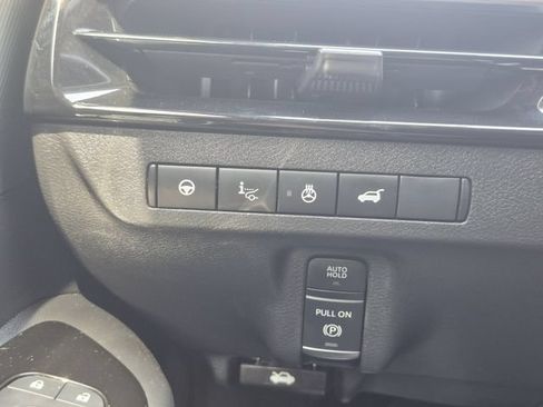 Certified 2025 Nissan Murano Platinum w/ Cargo Package AWD/4WD image 10