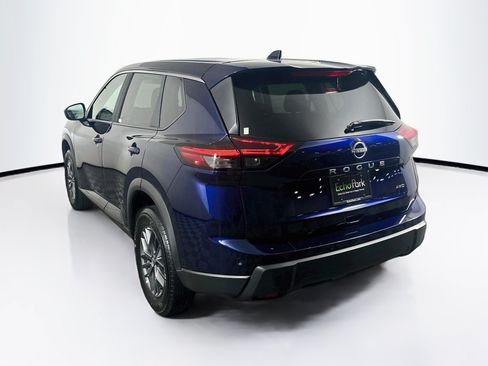 Used 2026 Nissan Rogue SV AWD/4WD image 5