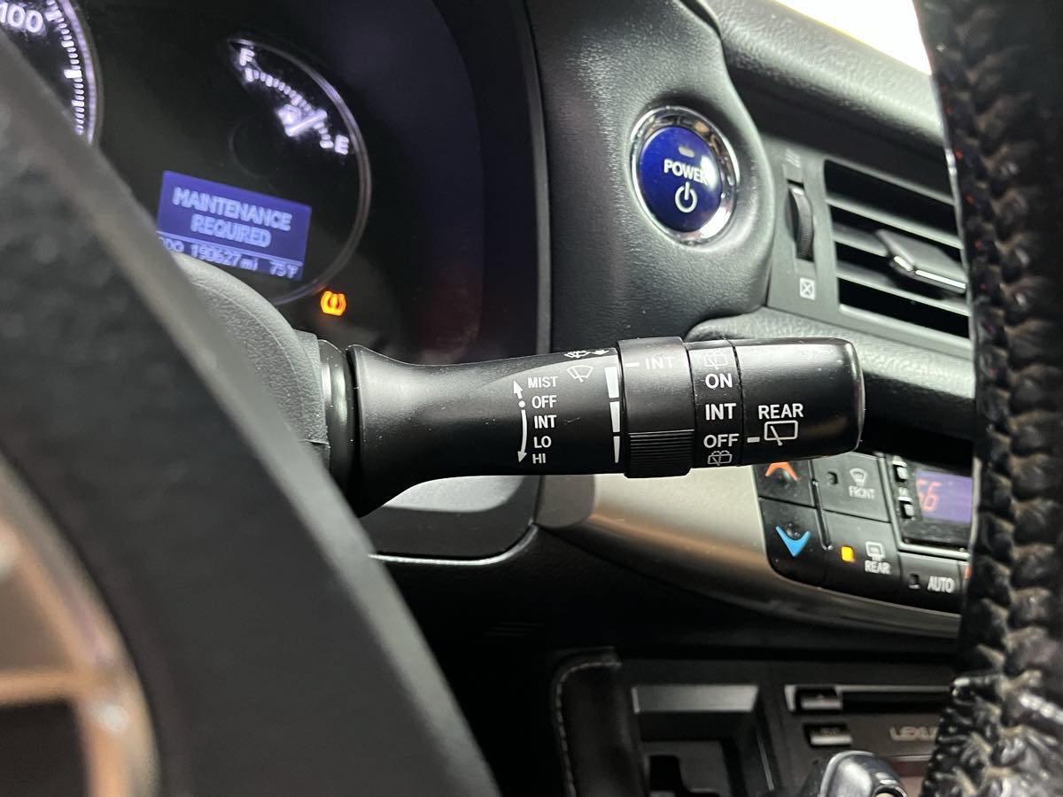 Used 2017 Lexus CT 200h FWD image 16