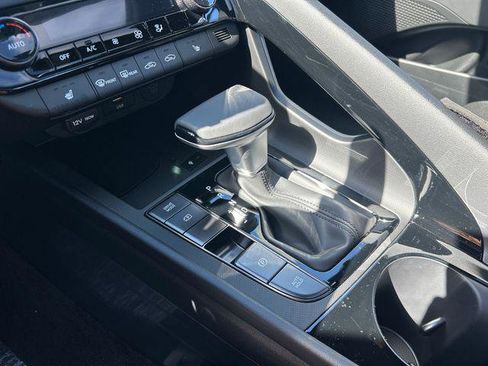 New 2026 Hyundai Elantra SEL Sport Premium FWD image 10