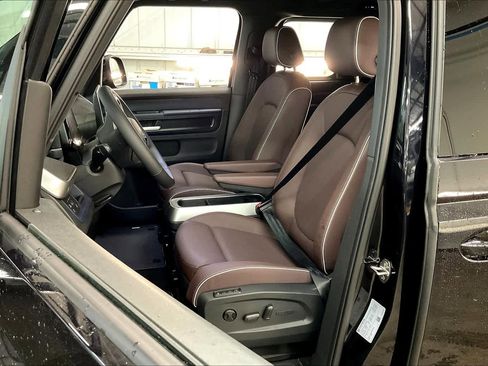 New 2025 Volkswagen ID. Buzz Pro S image 11