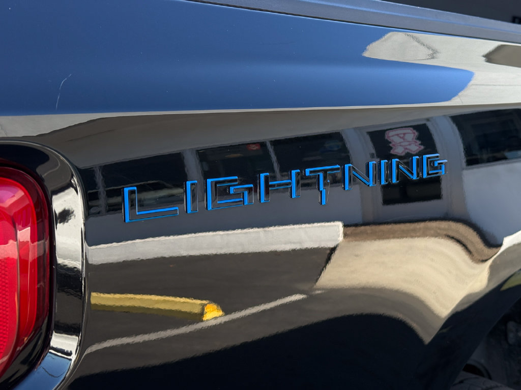 Used 2022 Ford F150 Lightning Lariat w/ Equipment Group 511A High AWD/4WD image 30