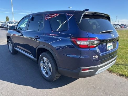 New 2025 Honda Pilot EX-L image 4