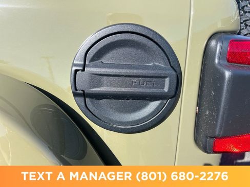 New 2026 Jeep Wrangler Unlimited Rubicon AWD/4WD image 23