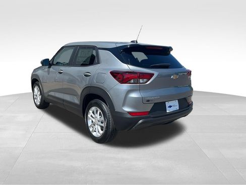 New 2026 Chevrolet TrailBlazer LS w/ LS Convenience Package FWD image 3