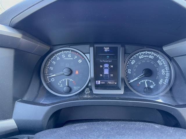 Used 2016 Toyota Tacoma TRD Sport w/ Towing Package AWD/4WD image 3
