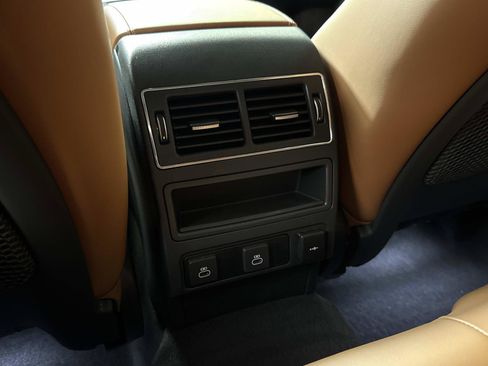 Certified 2026 Jaguar F-PACE R-Dynamic S AWD/4WD image 15