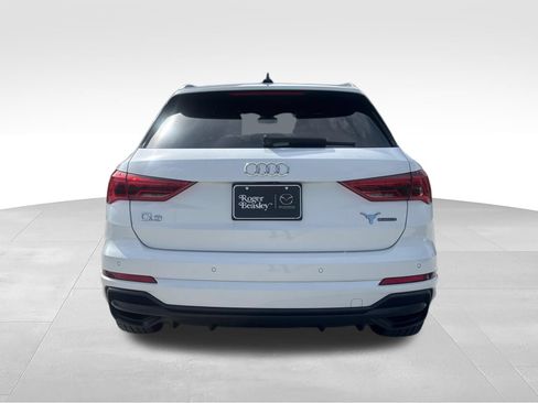 Used 2020 Audi Q3 2.0T Premium AWD/4WD image 6