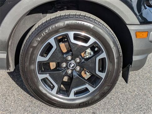 Certified 2023 Ford Bronco Sport Outer Banks w/ Tech Package image 11