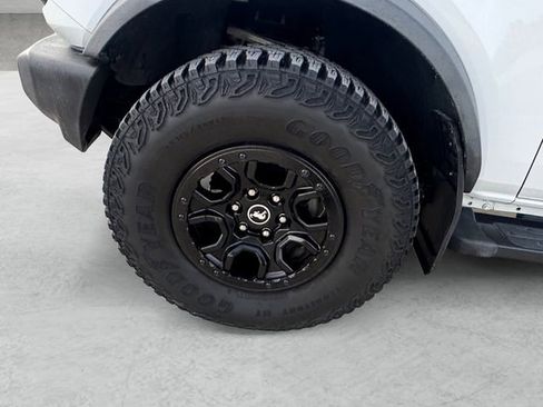 Used 2022 Ford Bronco Outer Banks w/ Sasquatch Package AWD/4WD image 23