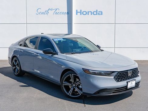 Certified 2025 Honda Accord Sport image 2