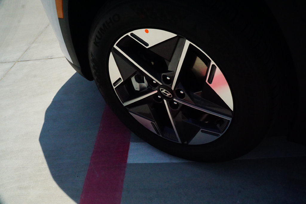 New 2026 Hyundai Tucson SEL Plus FWD image 8