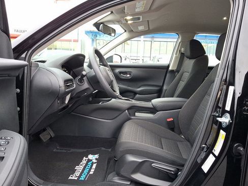 Certified 2025 Honda HR-V LX image 13