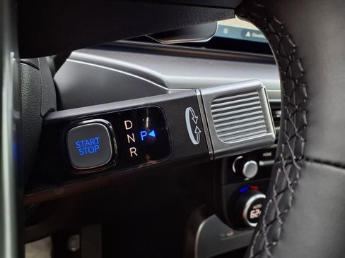 New 2026 Hyundai Ioniq 9 Limited image 24