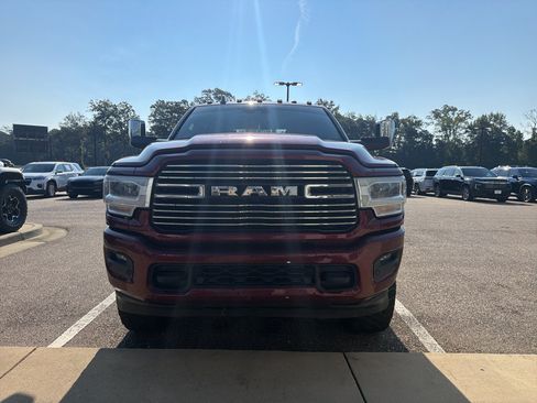 Used 2021 RAM 2500 Laramie AWD/4WD image 2