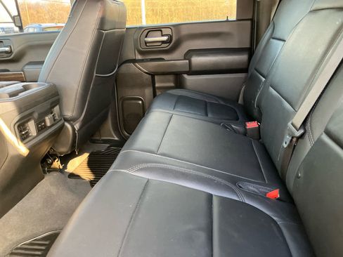 Certified 2023 Chevrolet Silverado 2500 LT w/ Convenience Package image 39