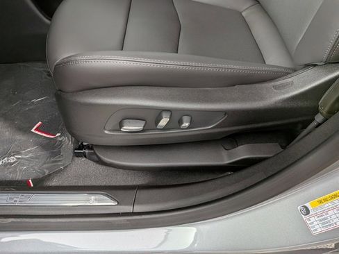 New 2025 Cadillac XT5 Premium Luxury image 18