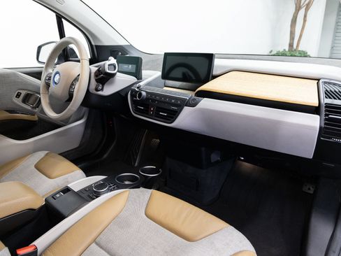 Used 2017 BMW i3 RWD image 13