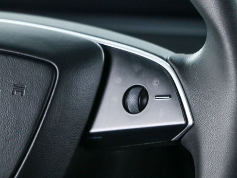 Used 2025 Tesla Model 3 Long Range RWD image 14