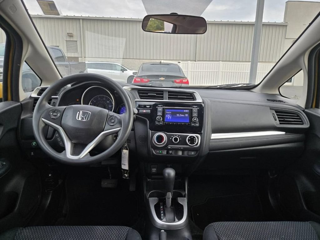 Used 2019 Honda Fit LX image 7