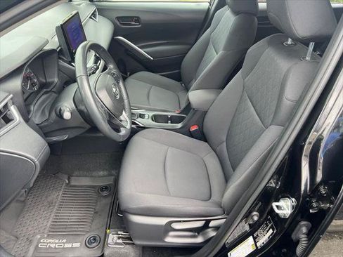 Certified 2023 Toyota Corolla Cross LE w/ Black Badges Package (TMS) AWD/4WD image 13