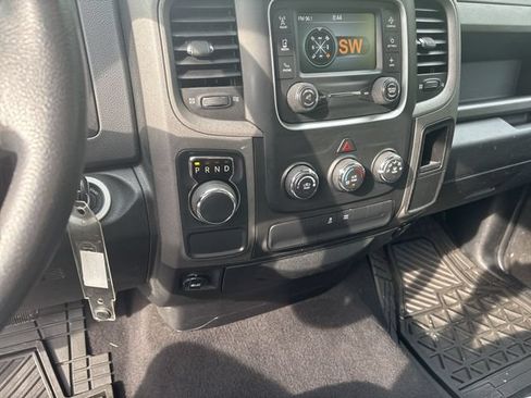 Used 2018 RAM 1500 Express RWD image 20