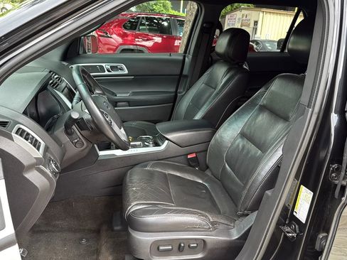 Used 2014 Ford Explorer Sport w/ Equipment Group 401A AWD/4WD image 14