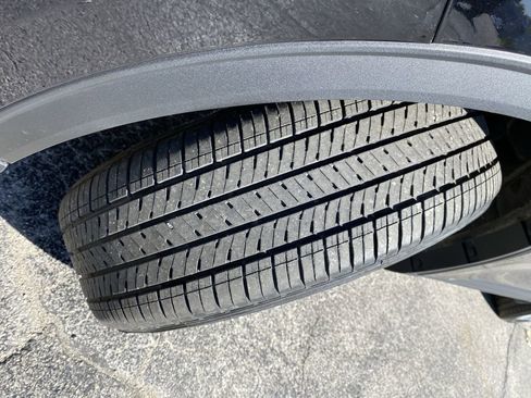 Certified 2025 Ford Escape Platinum image 45