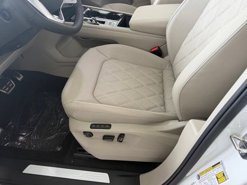 New 2026 Volkswagen Atlas SEL Premium R-Line AWD/4WD image 16