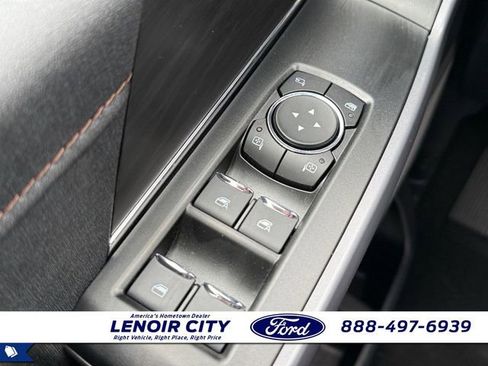 Used 2025 Ford F150 Lariat w/ Equipment Group 502A High image 18