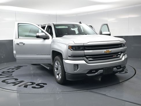 Used 2017 Chevrolet Silverado 1500 LTZ Z71 w/ LTZ Plus Package image 24