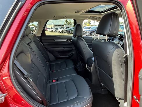 Used 2024 MAZDA CX-5 AWD 2.5 S w/ Preferred Package image 17