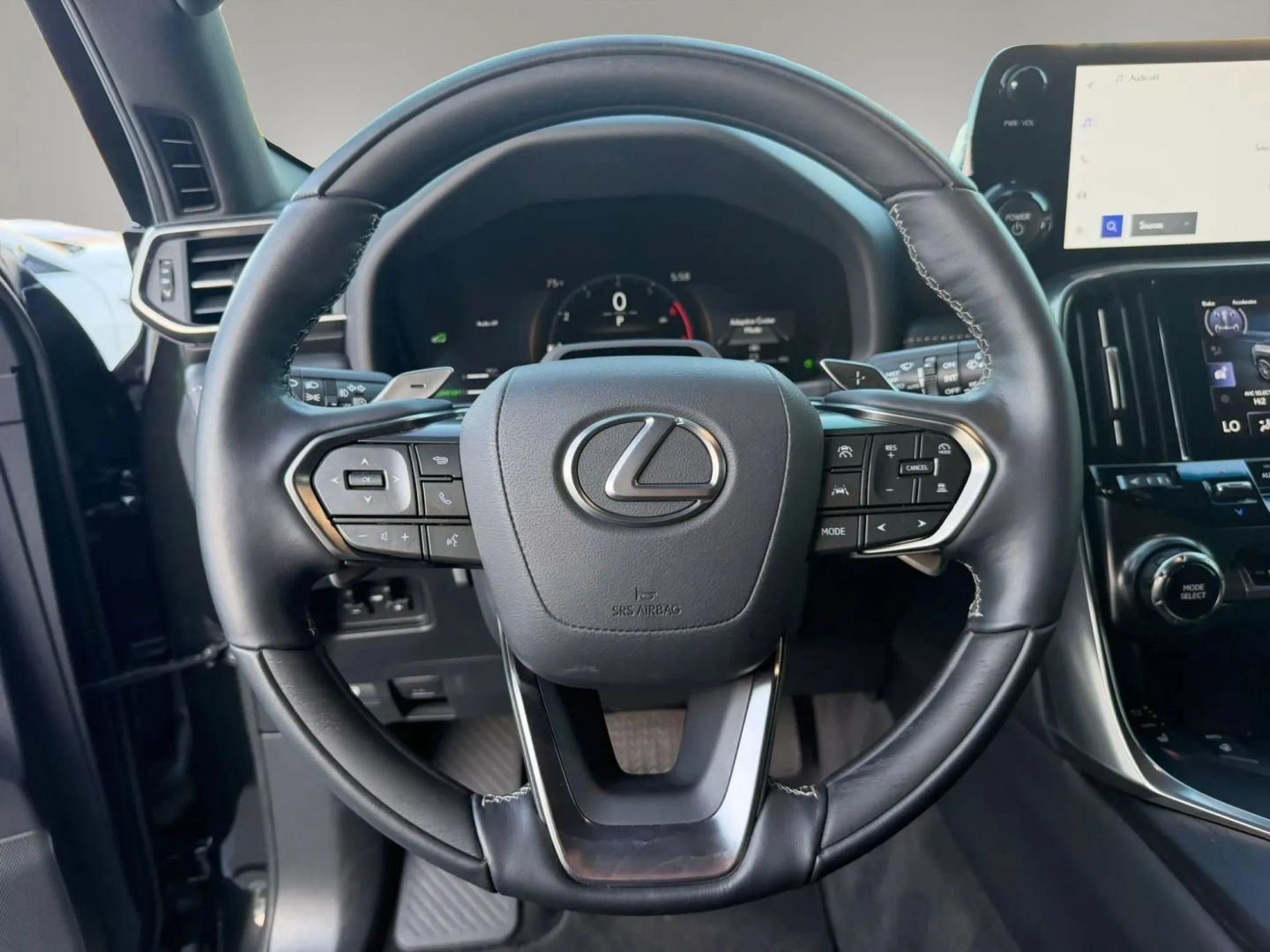 Used 2026 Lexus LX 700h Luxury w/ Accessory Package (Z1) AWD/4WD image 23
