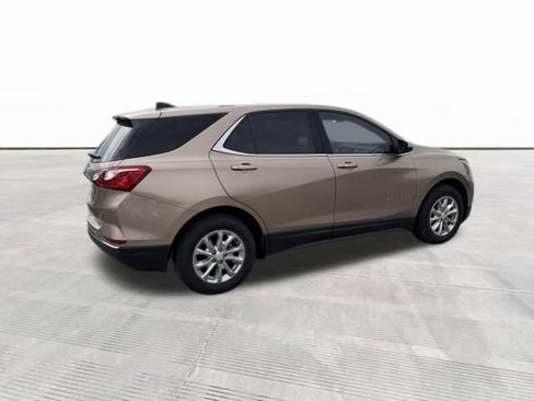 Used 2018 Chevrolet Equinox LT FWD image 5