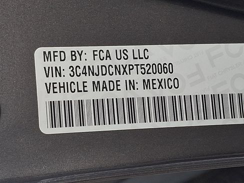 Certified 2023 Jeep Compass Limited image 26