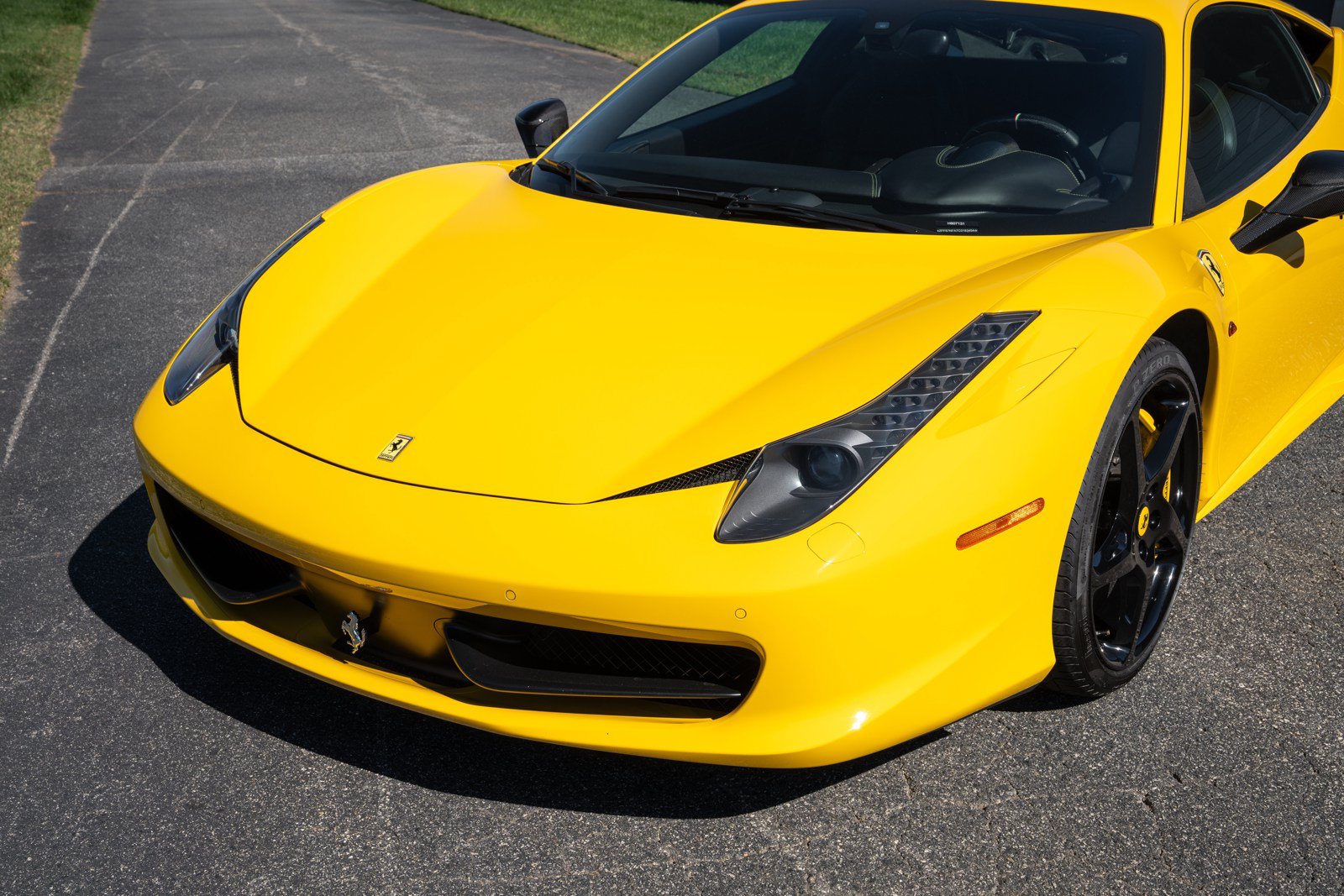 Used 2012 Ferrari 458 Italia Coupe RWD image 22