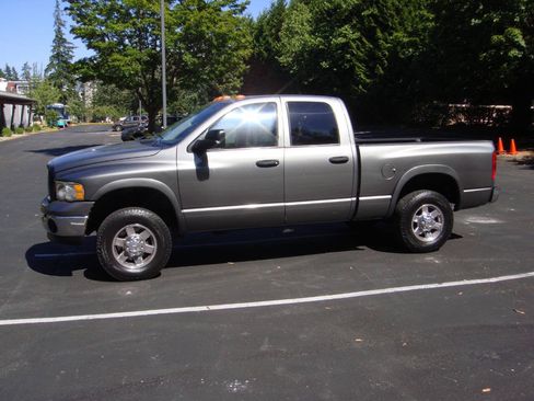 Used 2005 Dodge Ram 3500 Truck SLT w/ Trailer Tow Group AWD/4WD image 1