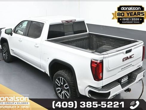 Used 2024 GMC Sierra 1500 AT4 w/ Technology Package AWD/4WD image 18