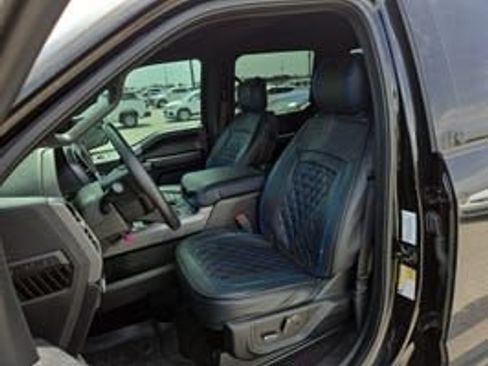 Used 2017 Ford F150 XLT w/ Equipment Group 302A Luxury RWD image 6