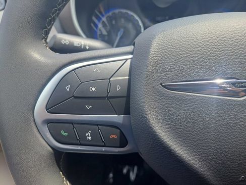 Certified 2023 Chrysler Voyager LX FWD image 20