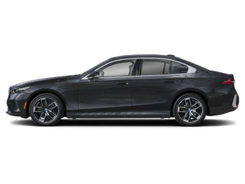 Used 2026 BMW i5 eDrive40 w/ M Sport Package RWD image 3