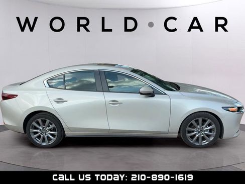 Used 2025 MAZDA MAZDA3 s image 8