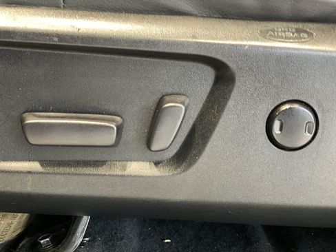 Certified 2019 Toyota Tundra Limited w/ Limited Premium Package AWD/4WD image 14