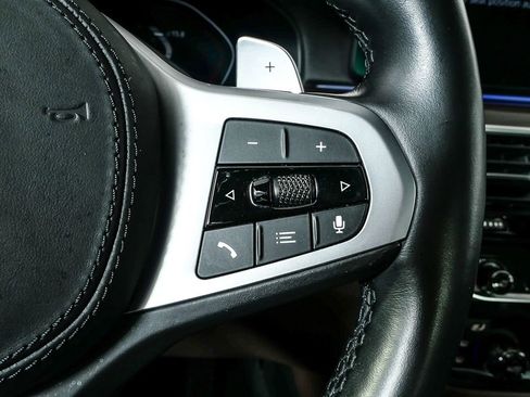 Used 2021 BMW M550i xDrive w/ Executive Package image 12